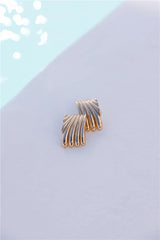 Style Waves Earrings Gold